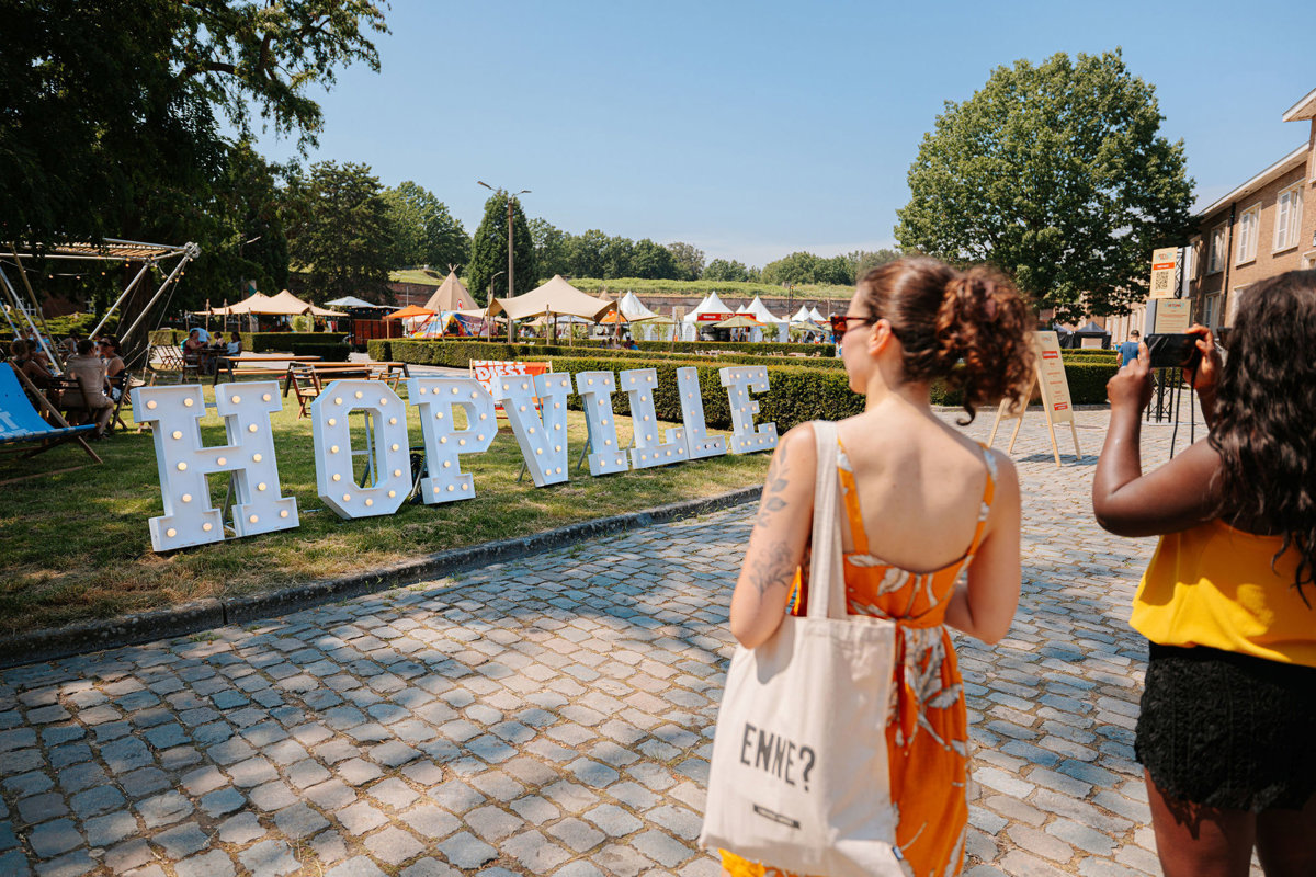 Hopville Copyrights Sharondebremaeker 260627 142551