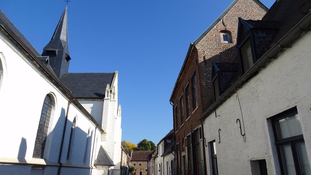 Themaroute: Intreden in de luwte van het Begijnhof